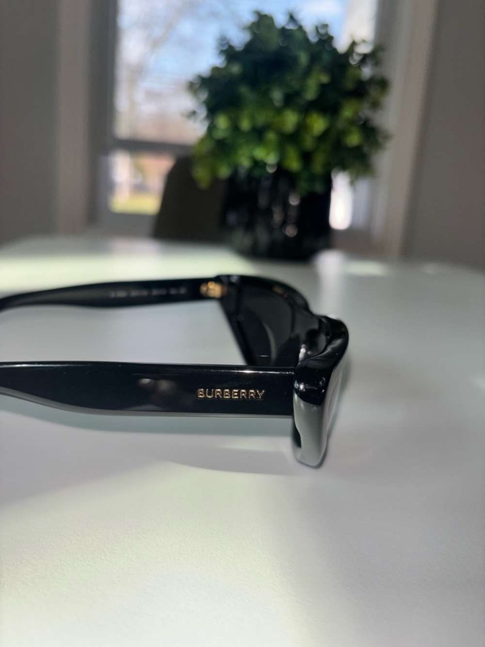 Burberry Black Cat-Eye Sunglasses with Dark Lenses - Picture 5 of 10